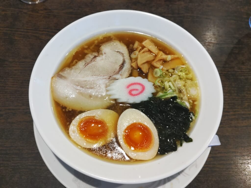 ファミリーレストランデリシャス 醤油らーめん 宮城のラーメン